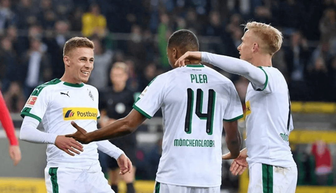 开云体育APP下载-美因茨大胜晋级，高居低迷的简单介绍