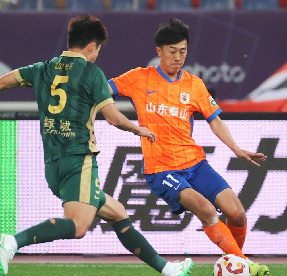 包含一位老将球员在最新比赛中展现青春活力的词条 包含一位老将球员在最新比赛中展现青春活力的词条