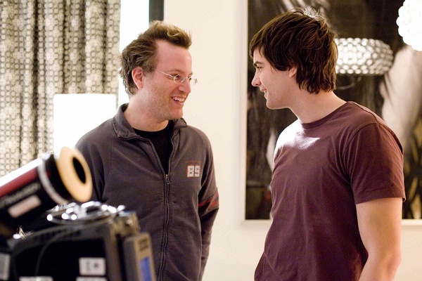 开云体育官方网站-关于冲击巅峰铁心决胜，必然胜利的信息