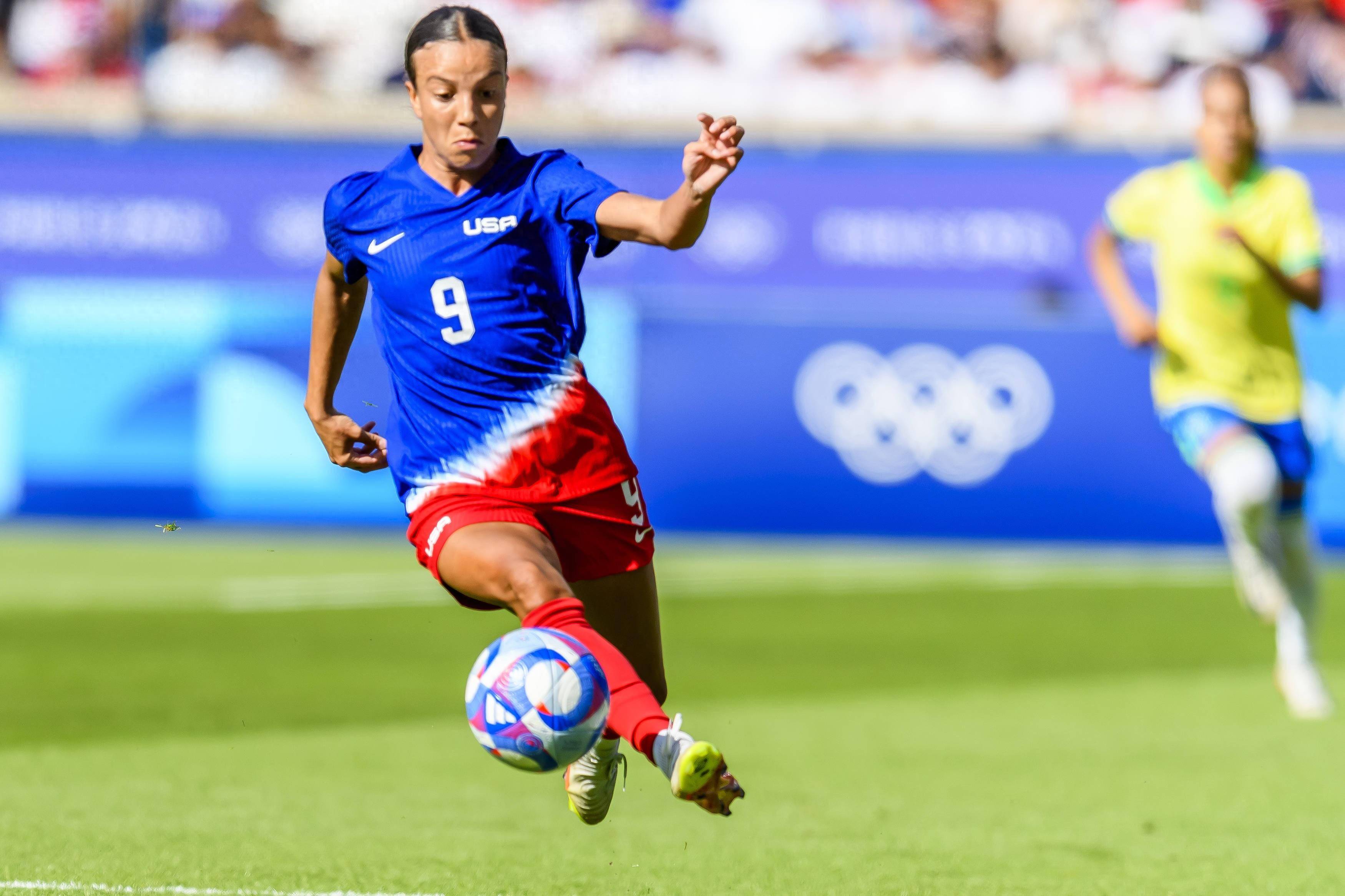 开云体育下载-世界女足比赛集锦精彩呈现，球员技术突出的简单介绍