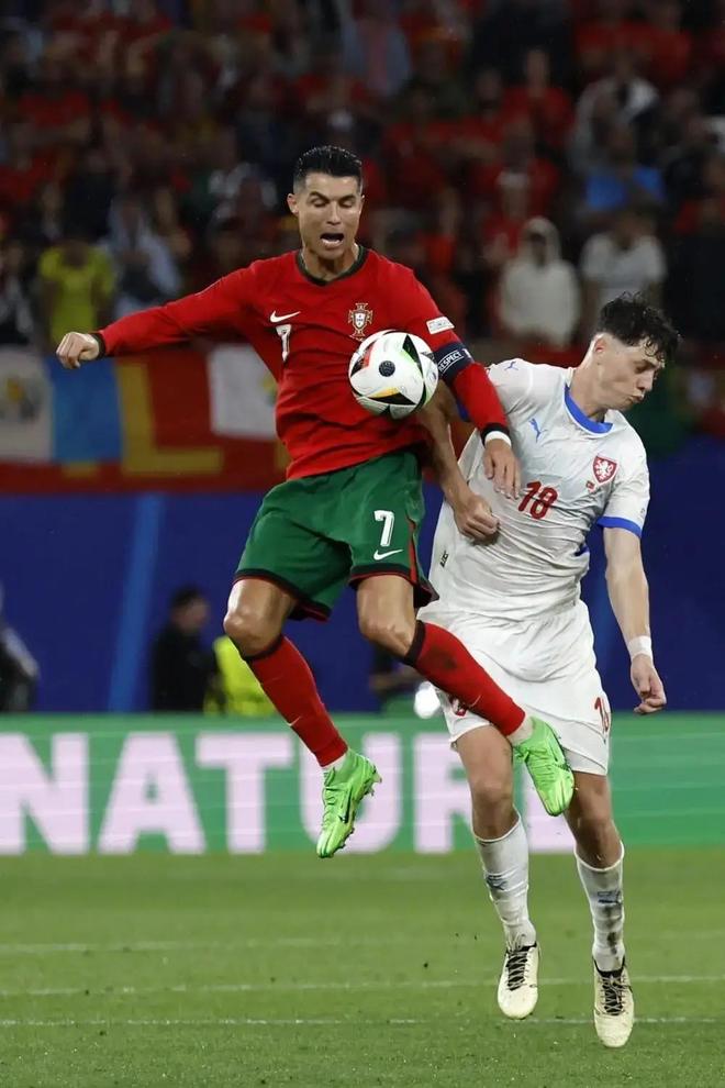 开云体育中国-包含土耳其国家队备战首战备赛细节曝光，备战实力雄厚的词条