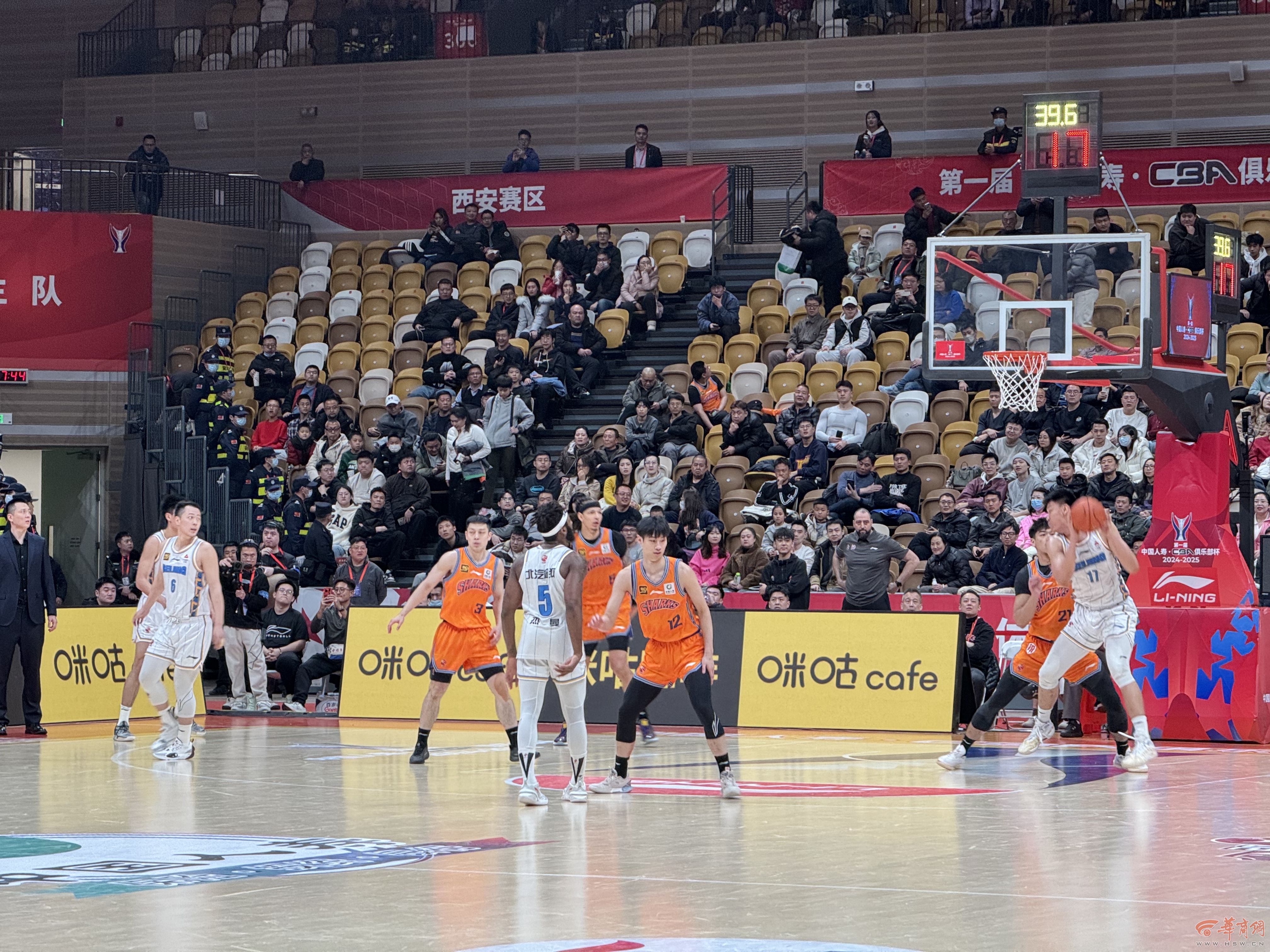 俱乐部赛事让球迷热血沸腾 俱乐部赛事让球迷热血沸腾