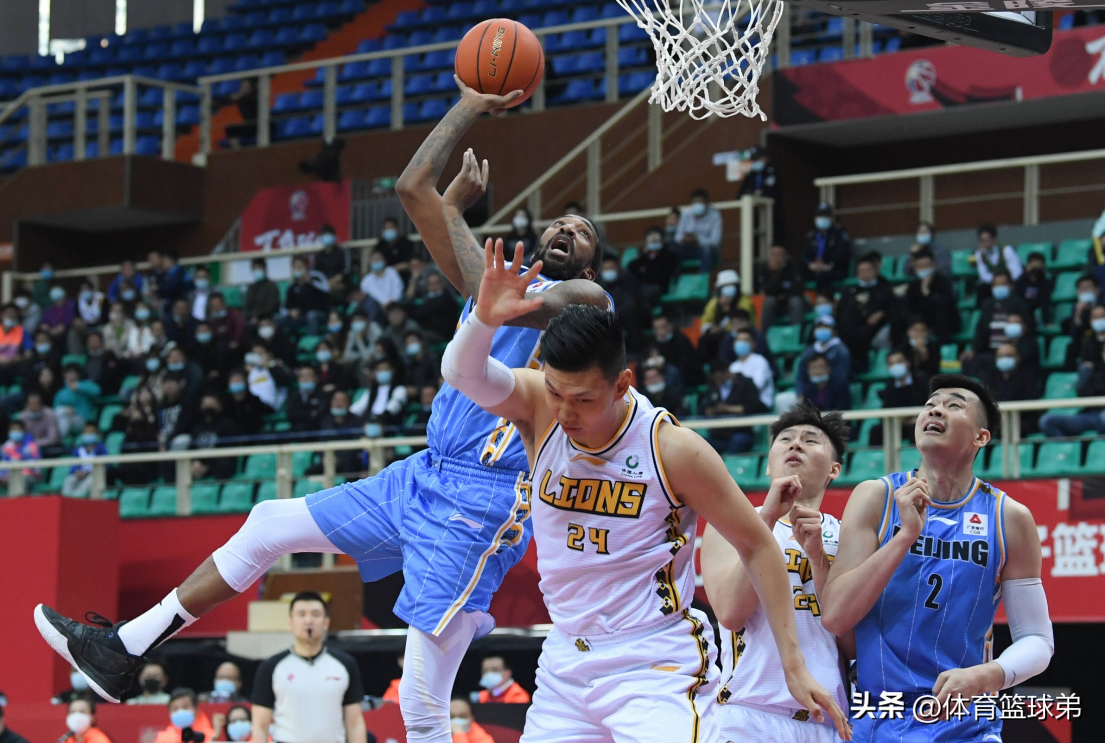 开云APP-球队连续取胜，豪取六连胜