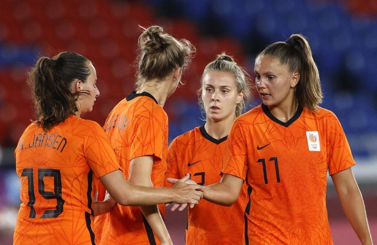 包含澳洲对阵日本女足，谁能笑到最后？的词条