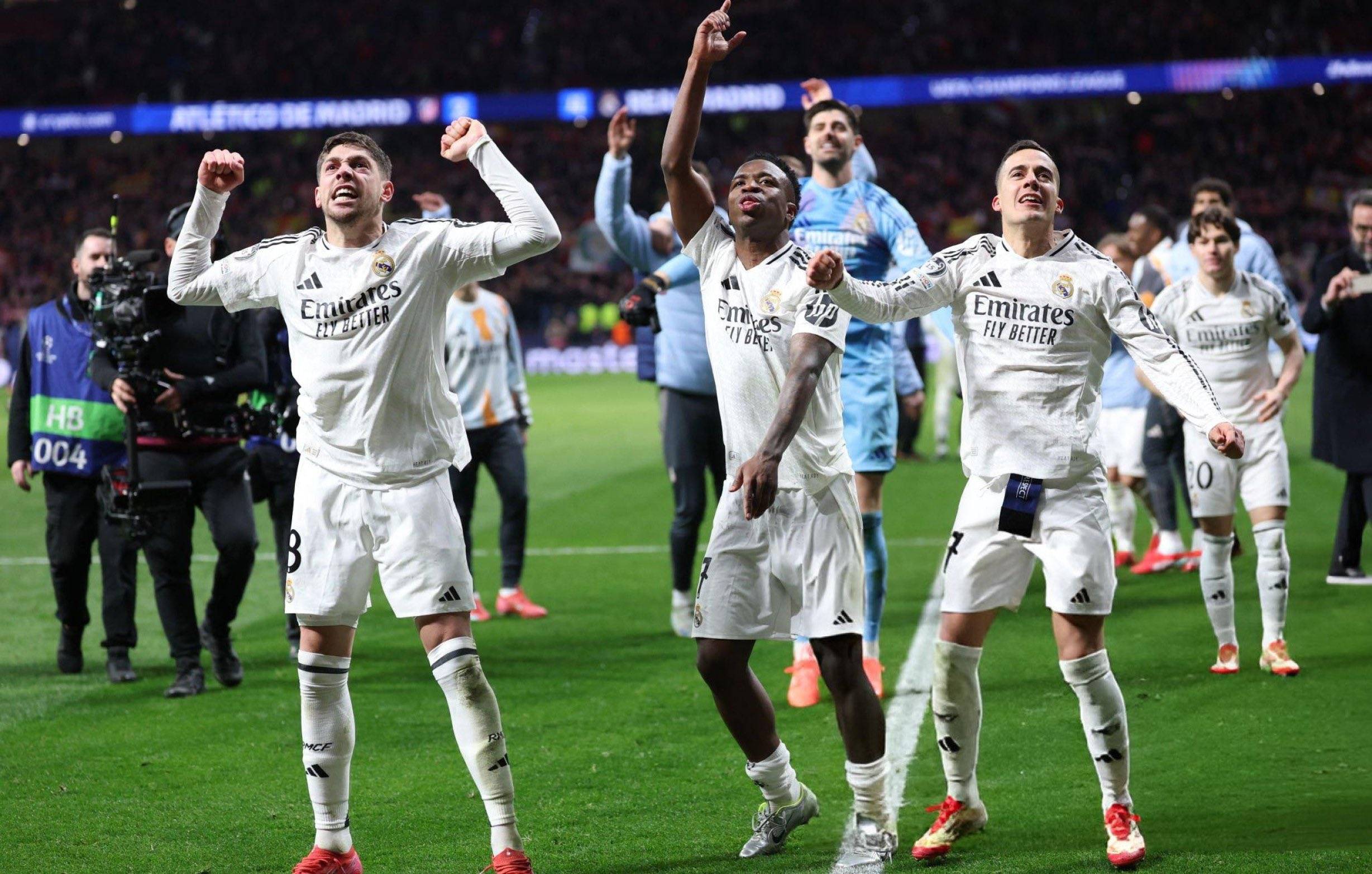 皇马阵容大调整,球迷担心球队状态下滑 皇马阵容大调整,球迷担心球队状态下滑