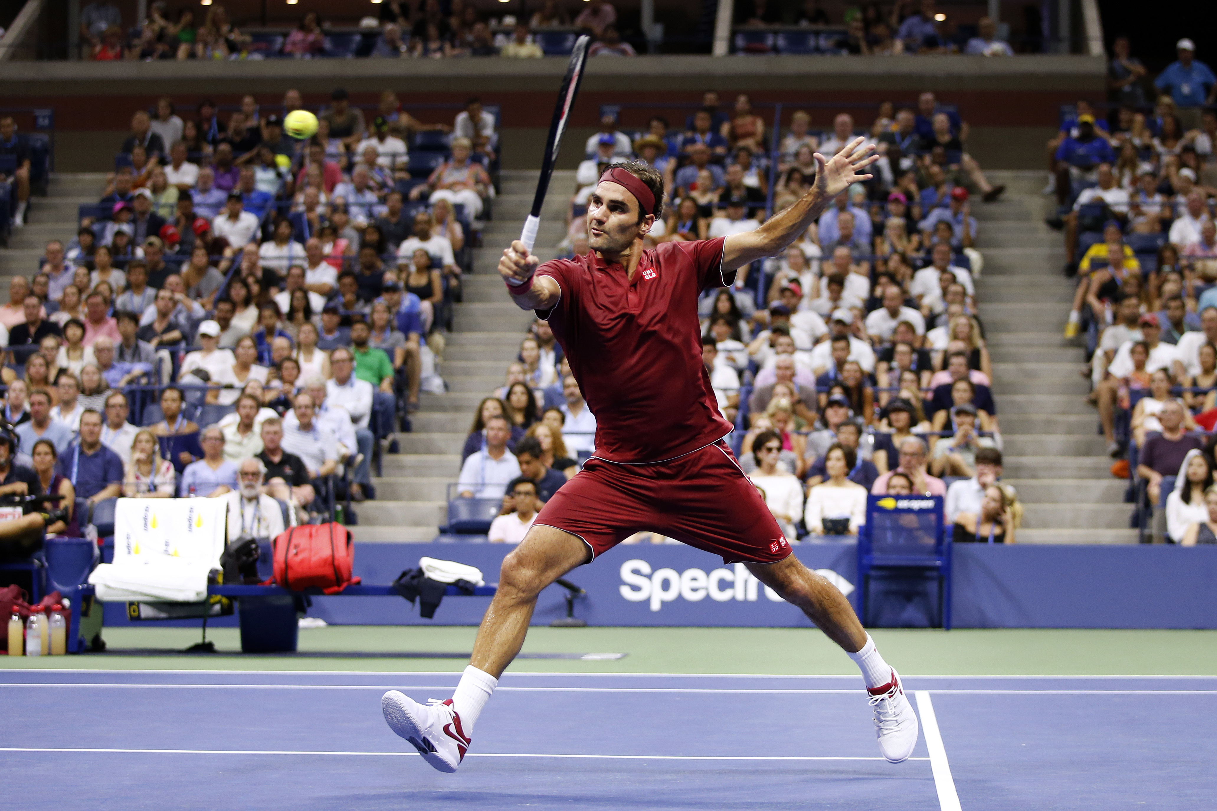 德国网球队绝杀美国网球队，费德勒爆发神勇的简单介绍