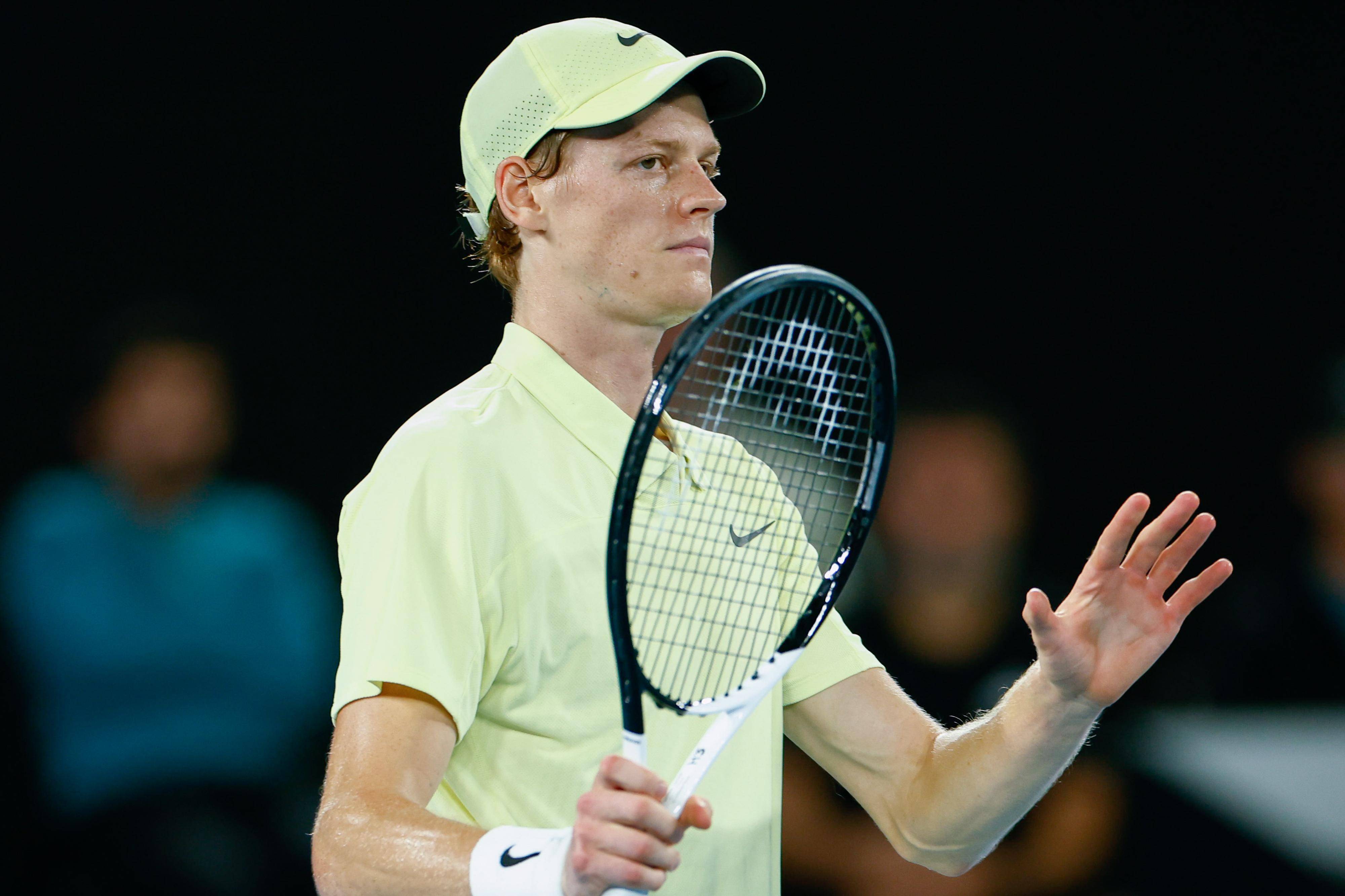 开云官网-包含拉沃尔杯鏖战法网，辛纳关键制胜的词条